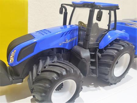 Trator New Holland Agriculture T7000 (18-44065) — Juguetesland