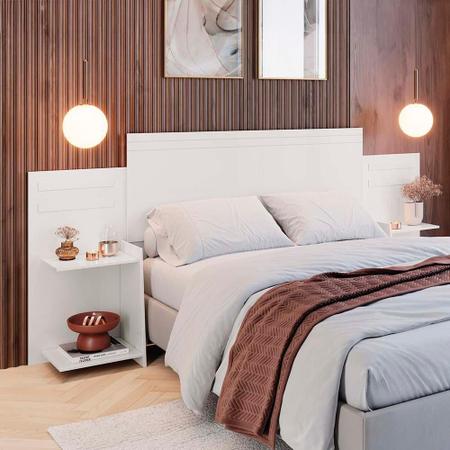 Imagem de Cabeceira branca com nichos para cama de casal e solteiro