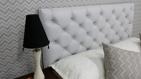 Cabeceira Casal 138 - Bello Box - Estilo Capitonê Tecido Sintético Branco Com Strass Imagem de Cabeceira Casal 138 - Bello Box - Estilo Capitonê Tecido Sintético Branco Com Strass