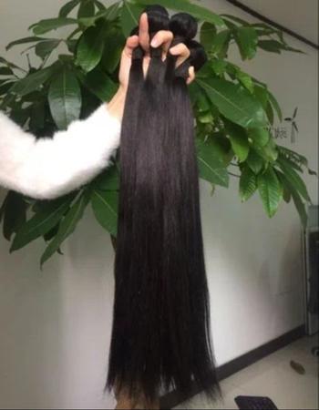 Imagem de Cabelo Humano Liso Natural Em Tela Mega Hair 70cm 150gramas.