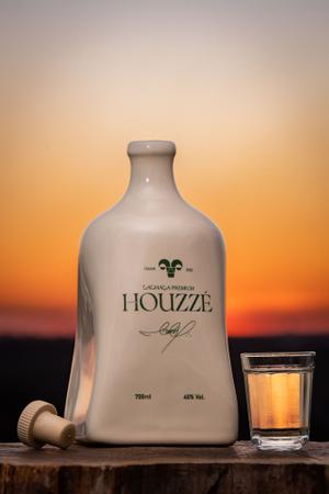 Imagem de Cachaça Ptemium Houzzé kit 2unid.