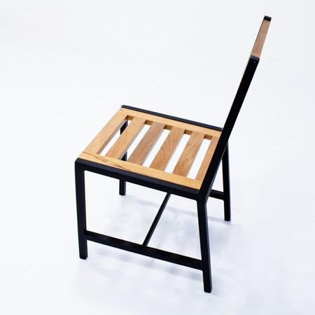 Imagem de Cadeira Afelandra sem Braço de Madeira e Alumínio Área Externa e Interna Preto/Madeira