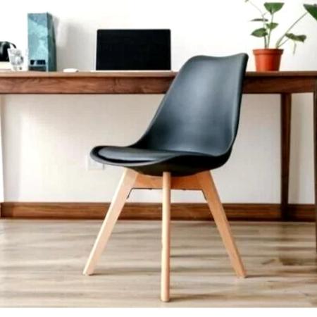 Imagem de Cadeira para Sala de Estar Saarinen Leda Sked Lena Base Wood Design Preta