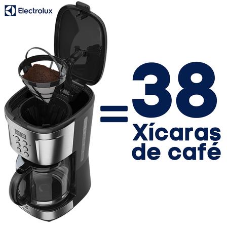 Imagem de Cafeteira portátil Electrolux 38 Xícaras Experience ECM30 semi automática aço escovado de filtro 127V