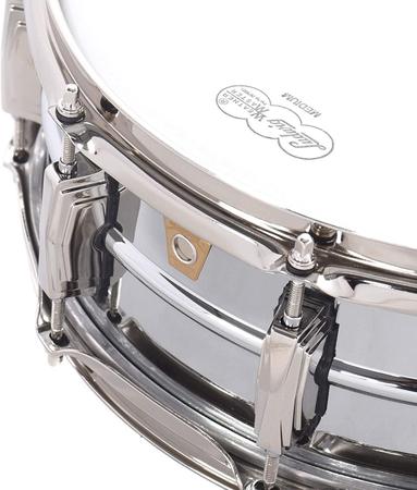 Caixa De Bateria Ludwig De Chrome Over Brass 14X5 Imagem de Caixa De Bateria Ludwig De Chrome Over Brass 14X5
