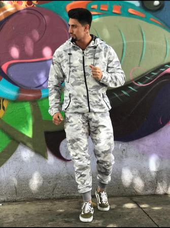 Calça corta store vento camuflada