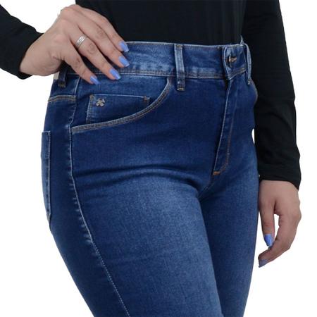 Imagem de Calça Feminina Lado Avesso Jeans Straight Curve - L2480