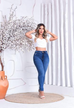 Calça Jeans feminina modelo Skinny cintura alta e levanta bumbum Linha  Premium Elastano