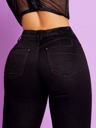 Imagem de Calça Jeans Premium Preta com Pedrarias de Cristais
