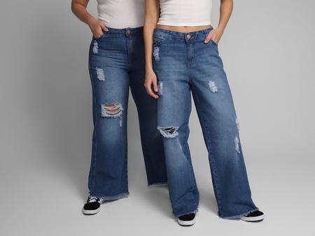 Calça Jeans Feminina Wide Leg Destroyed Cintura Alta Barra Desfiada Azul