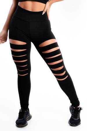 Calça rasgada hot sale na perna