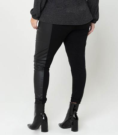 Calça Legging Plus Size Feminina Sintética Preta