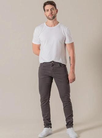 Calça Masculina Sarja Chumbo Skinny Bivik Jeans - Bivik Jeans Imagem de Calça Masculina Sarja Chumbo Skinny Bivik Jeans