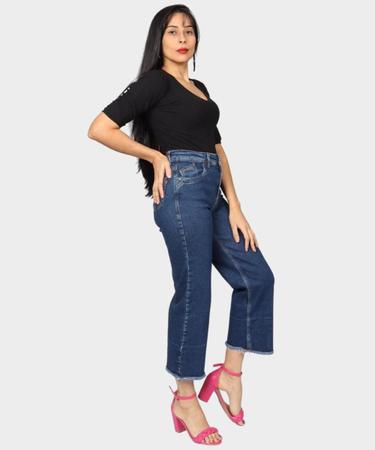 Calça pantacourt jeans justa 2025