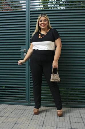 Calça Plus Size Legging Montaria Gorgurão Leg Canelada Cós Largo -  Remanescentes - Calça Legging - Magazine Luiza