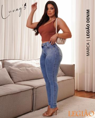 Calça Skinny Cintura Alta Levanta Bumbum Legião by Ri19 L364 Imagem de Calça Skinny Cintura Alta Levanta Bumbum Legião by Ri19 L364