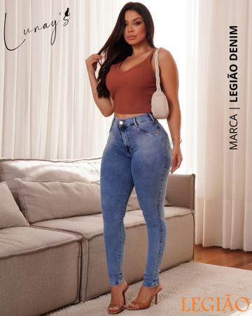Calça Skinny Cintura Alta Levanta Bumbum Legião by Ri19 L364 Imagem de Calça Skinny Cintura Alta Levanta Bumbum Legião by Ri19 L364
