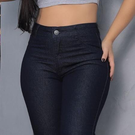 Imagem de Calça Skinny Feminina Jeans Lavagem Escura amaciada Cintura média/alta com lycra/elastano tendencia moda