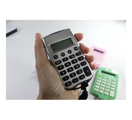 Imagem de Calculadora Mini Leve De 8 Dígitos Com Cordão Na Cor Prata
