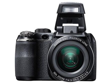 Imagem de Câmera Digital Fujifilm FinePix S4500 14MP LCD 3”