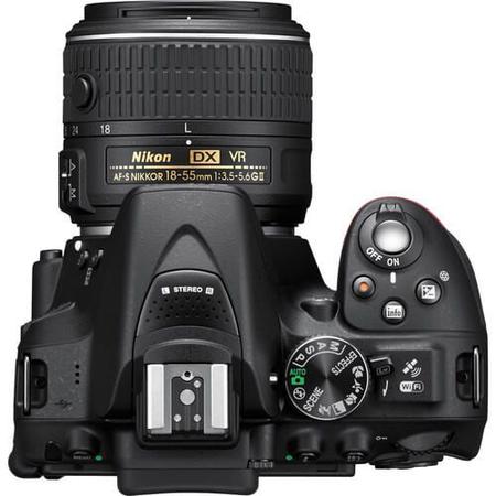 C mera Nikon D5300 com Lente 18 55mm f 3.5 5.6G VR II DX NIKKOR