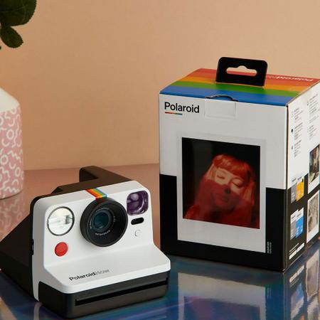 Imagem de Câmera Polaroid Now Autofocus i-Type com impressão Instantânea - Preta 