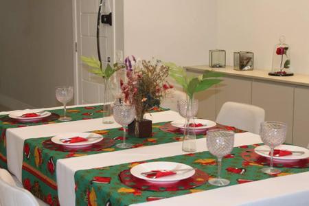 Caminho De Mesa Natal Trilho Estampado 50 X 1,40 - 1 Trilho - Selys Imagem de Caminho De Mesa Natal Trilho Estampado 50 X 1,40 - 1 Trilho
