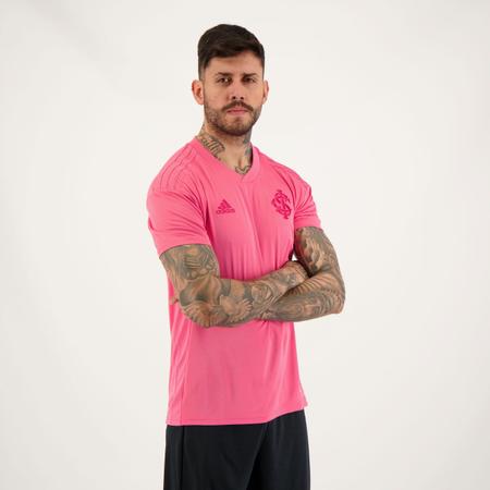 Inter apresenta nova camisa inspirada no Outubro Rosa