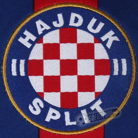 Macron lança as novas camisas do Hajduk Split - Show de Camisas