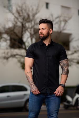 Imagem de Camisa Social Volar Manga Curta Slim Fit Lisa Acetinado Premium Festa Casamento Algodão Masculina