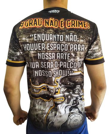 Camiseta 244 Não é Crime Grauzeiros Quadriculada Branco - Innove