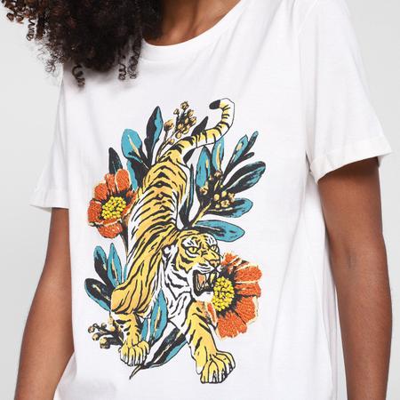 Imagem de Camiseta All Is Love Tigre Feminina