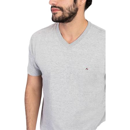 Camiseta Aramis Basic Gola V V23 Cinza Masculino Imagem de Camiseta Aramis Basic Gola V V23 Cinza Masculino