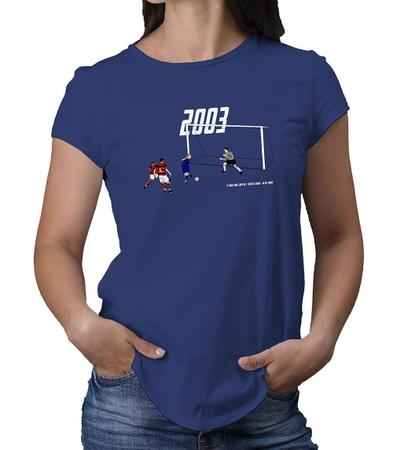 Imagem de Camiseta Feminina Brilho da Tríplice Coroa da Raposa 2003