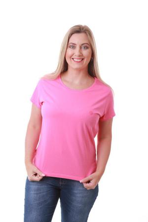 Camiseta Feminina Rosa Pink Estampa Logomarca Lateral - Rico Sublime Imagem de Camiseta Feminina Rosa Pink Estampa Logomarca Lateral