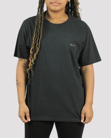Camiseta Habito Mini Logo - Marinho Imagem de Camiseta Habito Mini Logo - Marinho