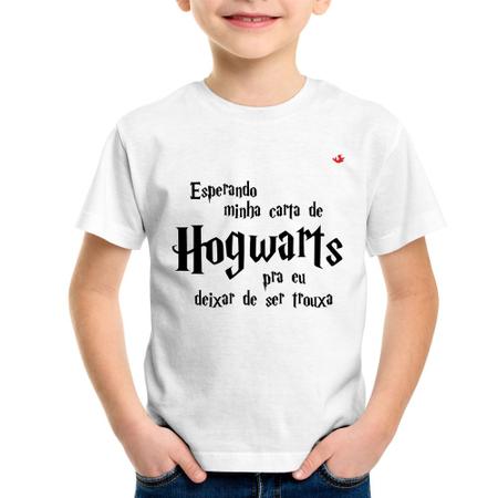 Imagem de Camiseta Infantil Esperando minha carta de Hogwarts - Foca na Moda