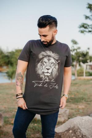 Imagem de Camiseta Long Masculina Leão da tribo de Judá