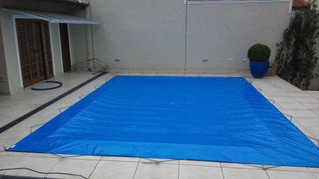 Capa De Proteção 7X3 Para Piscina 6X2-Acquacapas Imagem de Capa De Proteção 7X3 Para Piscina 6X2-Acquacapas