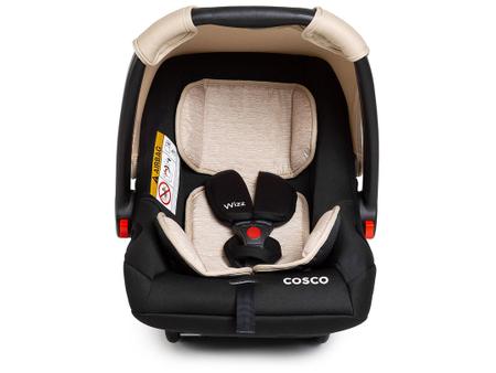 Imagem de Carrinho de Bebê com Bebê Conforto Cosco