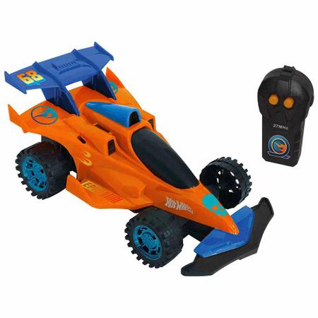 Carrinho da hot wheels e pistas da hot wheels com controle remoto