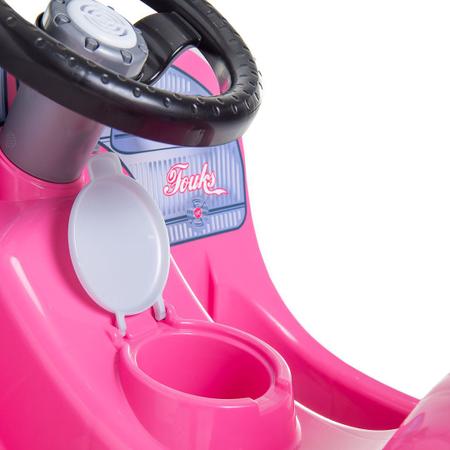 Imagem de Carrinho De Passeio Fusca Rosa Quadriciclo Infantil Fouks Calesita 2x1 Com Empurrador Pedal Buzina