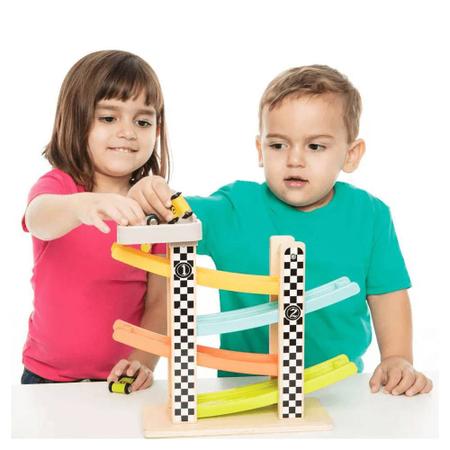 Pista zig zag divertida com 2 carrinhos - Desapegos de Roupas quase novas  ou nunca usadas para bebês, crianças e mamães. 89615