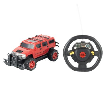 Carrinho de controle remoto big foot O carrinho possui um molejo que p, remote control car