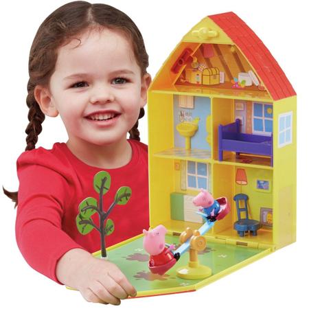 Casa com Jardim Peppa Pig e George - Dtc - Casinha de Boneca