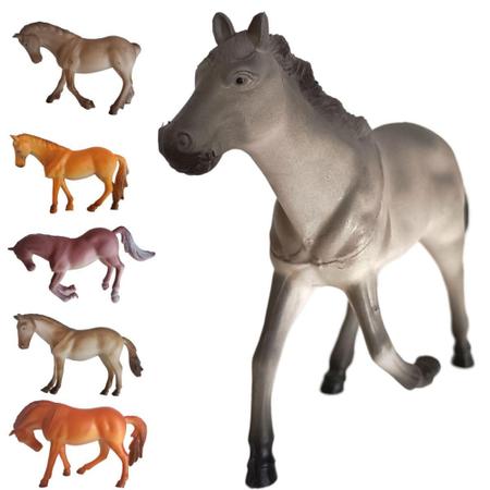 Cavalo de brinquedo realista 10 peças emborrachado + brinde em Promoção na  Americanas