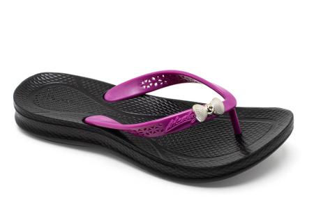Chinelo Lançamento Alcalay Enfeite Laço Anatômico Leve Colorido Imagem de Chinelo Lançamento Alcalay Enfeite Laço Anatômico Leve Colorido