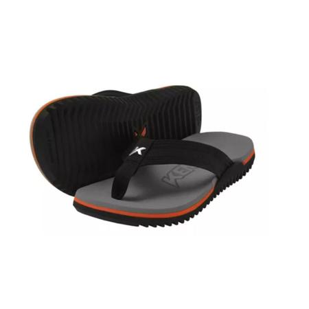 Chinelo Masculino NK6 Preto/Cinza/Laranja Kenner Imagem de Chinelo Masculino NK6 Preto/Cinza/Laranja Kenner
