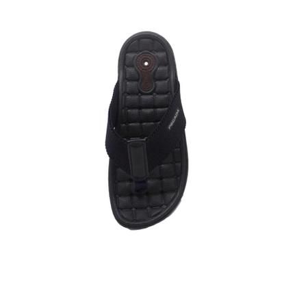 Chinelo masculino pegada Imagem de Chinelo masculino pegada