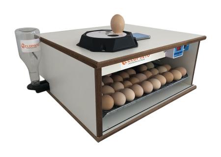Imagem de Chocadeira Automática - 100 Ovos + Ovoscópio e Água Automática
